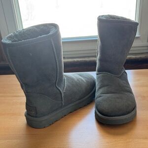 Gray ugg boots